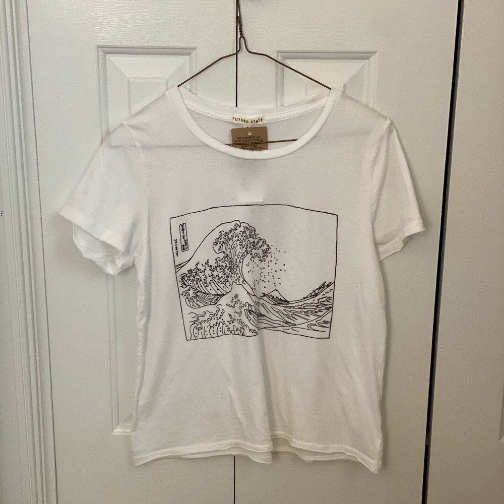 Urban Outfitters White T-shirt w/ Waves